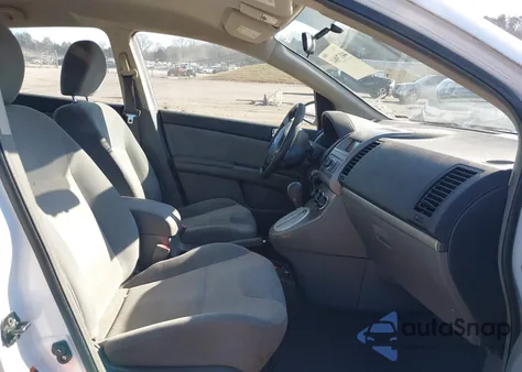 2009 Nissan Sentra 2.0Sr z USA, uszkodzony, nr VIN 3N1AB61E59L659481